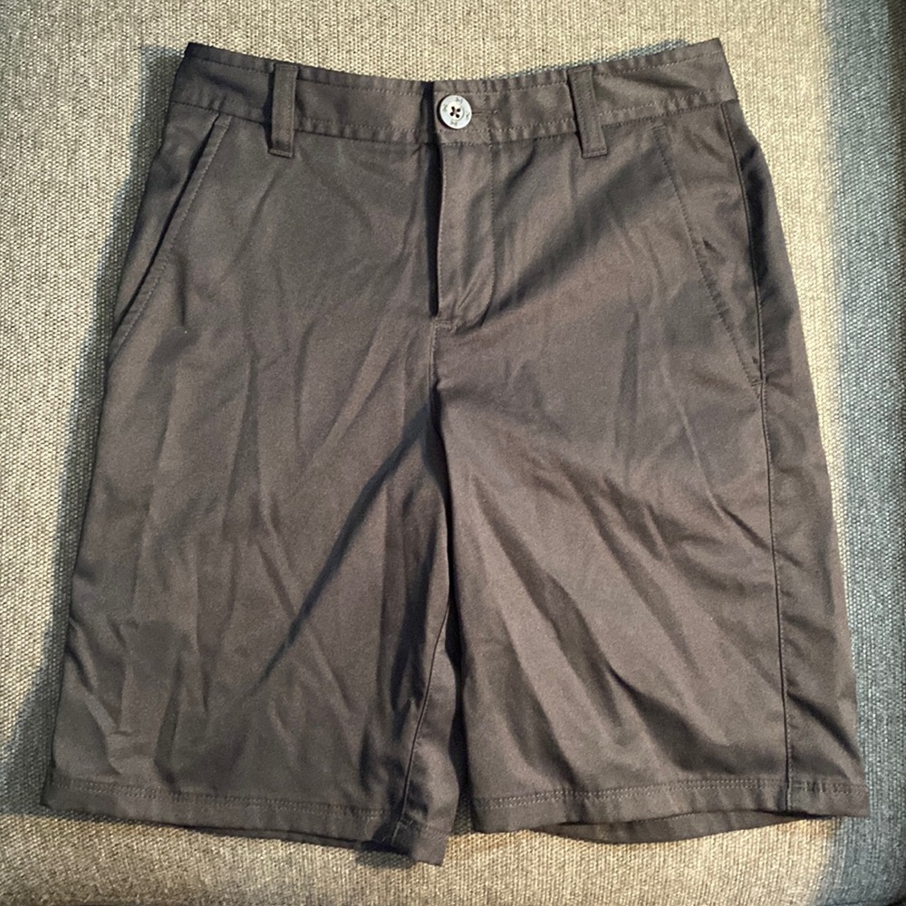 UnderArmour Boy’s Black Golf Shorts